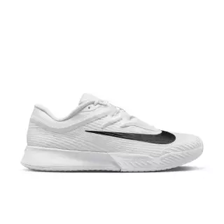 Chaussures de tennis Nike...